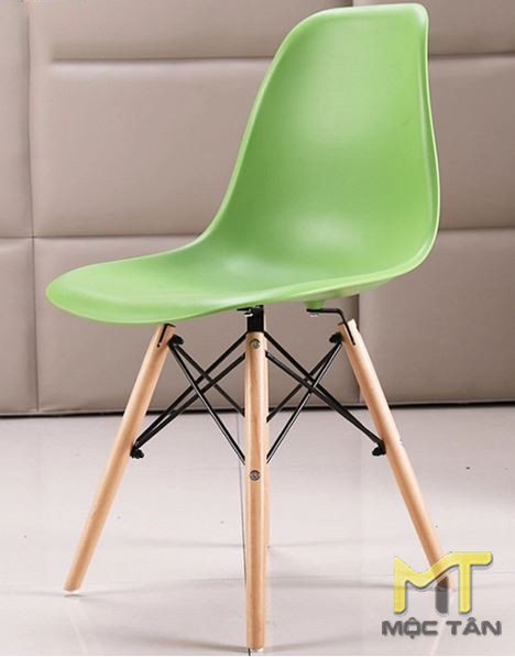Ghế Cafe Eames DSW chân gỗ - GC02 - màu xanh lá